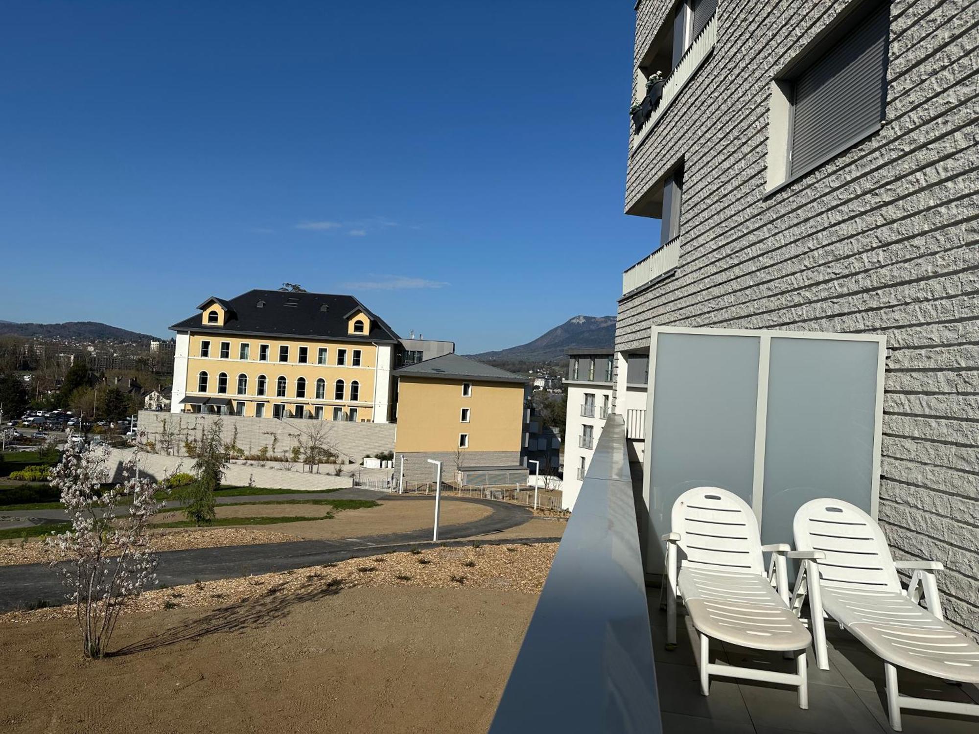 A La Belle Quatrieme Etoile Apartment Annecy Exterior photo